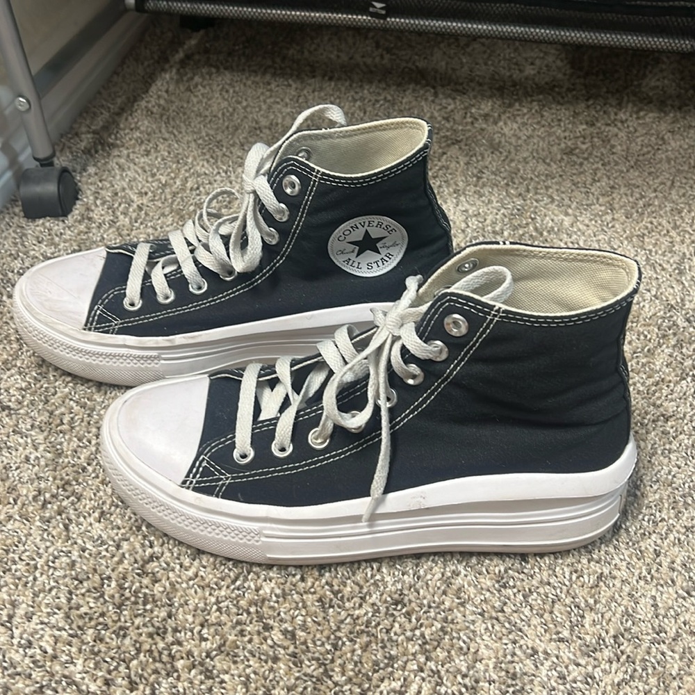 Platform converse sneakers